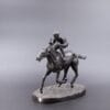 Bronze ancien, Pierre Jules Mène jockey sur son cheval.