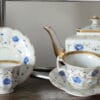 Service a thé en porcelaine de paris, détail dorure