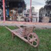 ancienne brouette de ferme